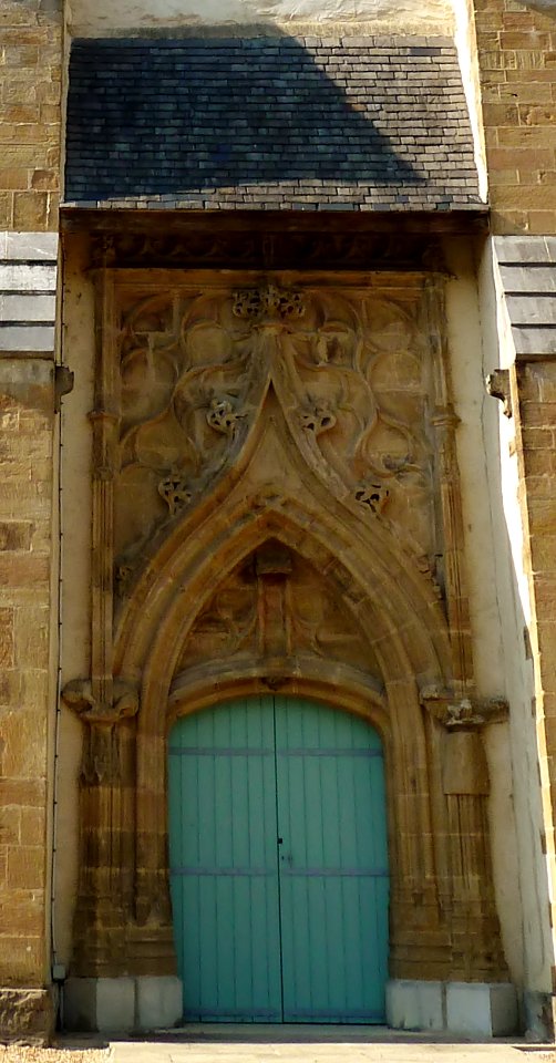 Entrée église Bruges (Pyrénées-Atlantiques)
