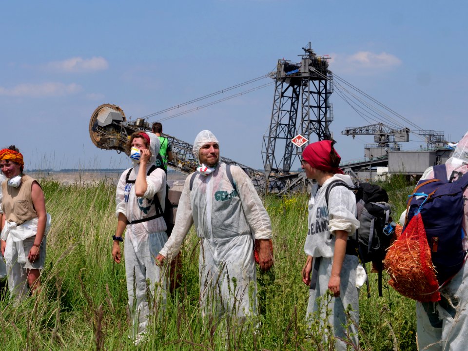 Ende Gelände part of the Red Finger at the brim 22-06-2019 21