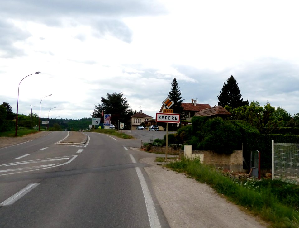 Entrée dans Espère