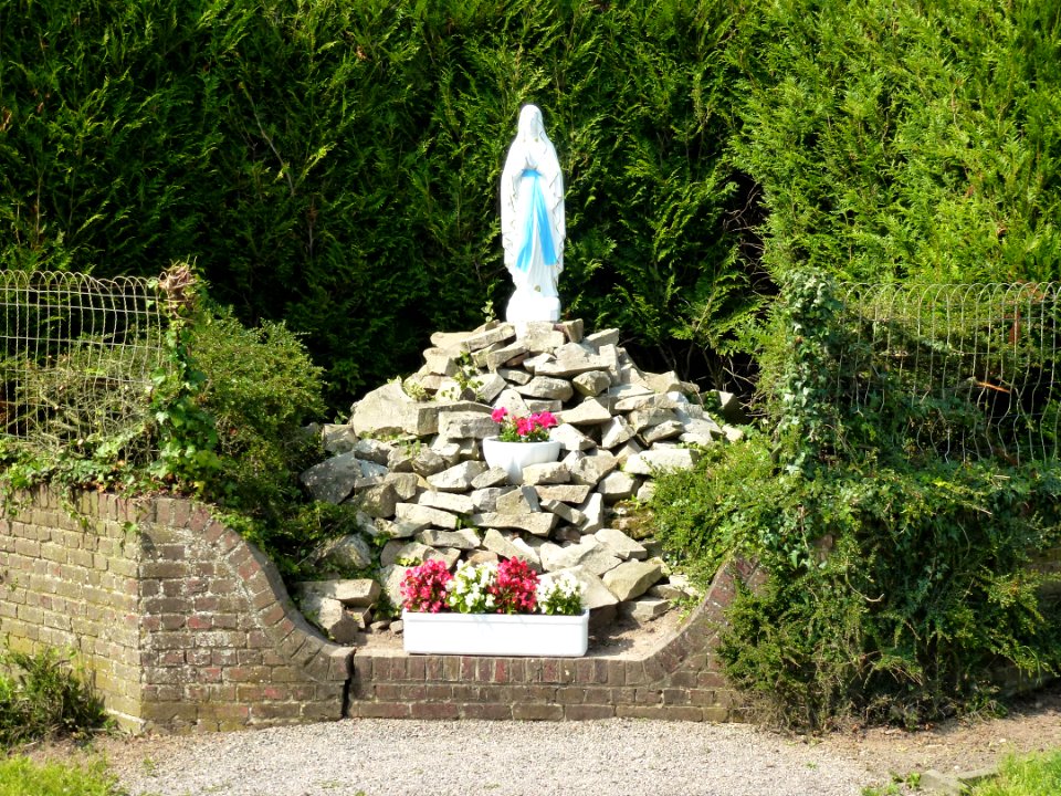 Enguinegatte (Pas-de-Calais, Fr) statue de la Vierge