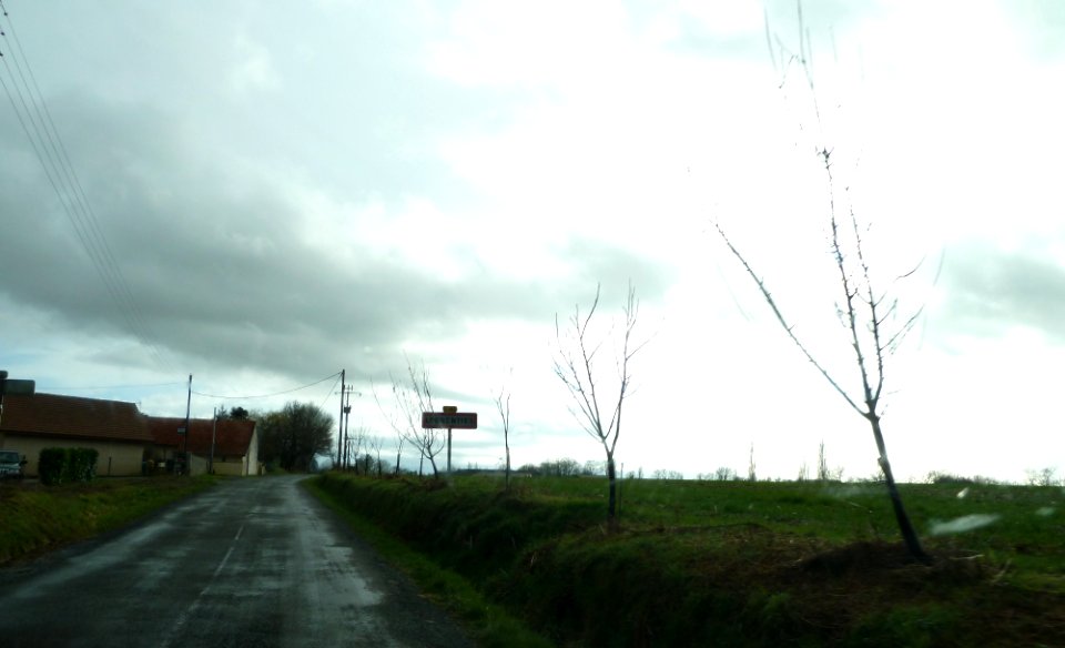 Entrée dans Lourenties