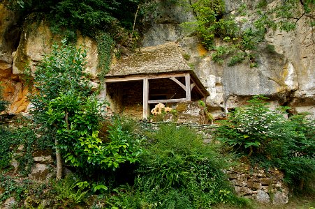 Entrée grotte sorcier saint cirq