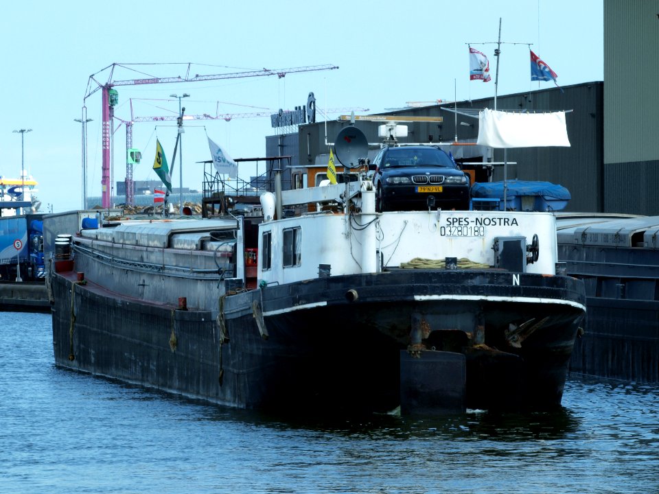 ENI 03280180 at Amsterdam