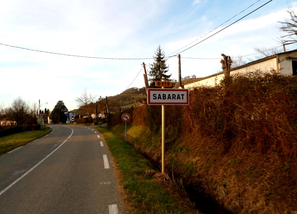 Entrée dans Sabarat