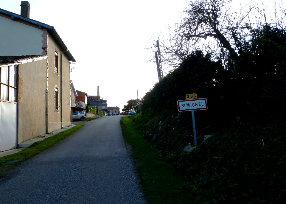 Entrée dans Saint-Michel (Haute-Garonne)