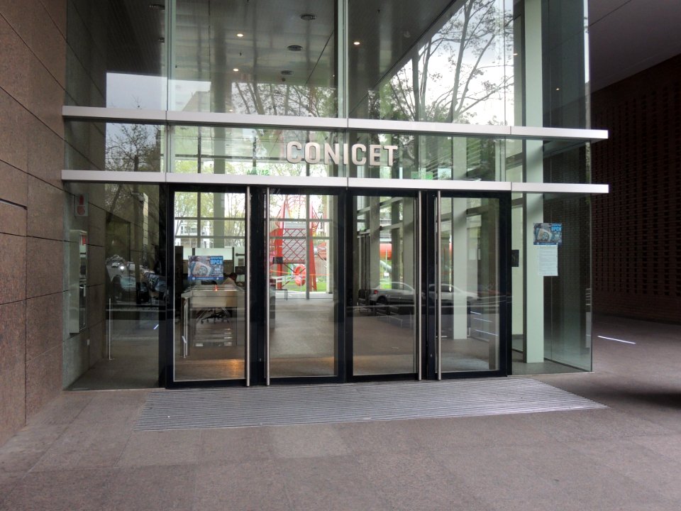 Entrada al CONICET C3