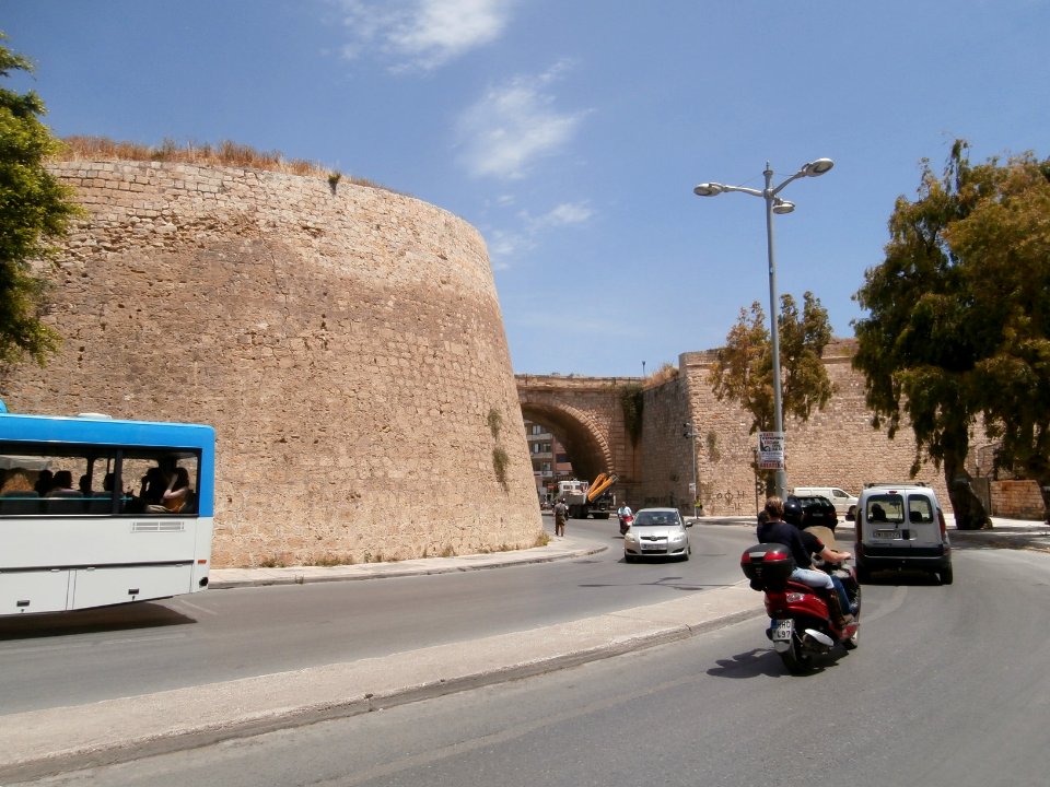 Entrance of Herakleion walls 5142812