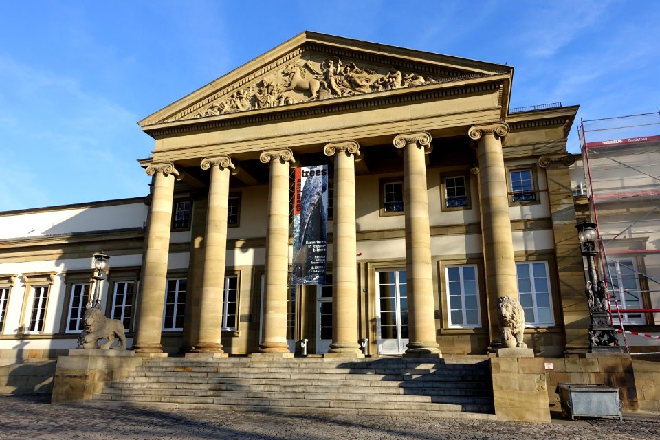 Entryway - Schloss Rosenstein - Stuttgart, Germany - DSC01662