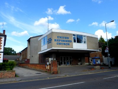 Epsom United Reformed Church, Church Road, Epsom (August 2013) (4)