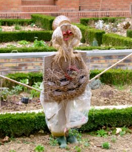 Epouvantail du jardin potager de Bercy