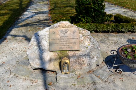Eppstein, Friedhof, Gefallenendenkmal Feuerwehr