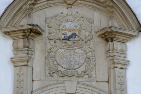 Erkeln - St. Petri Kettenfeier - Portal, Inschrift und Wappen