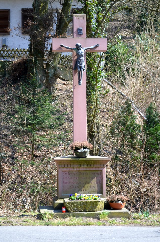 Eppstein, Wegkreuz an der Bundesstraße nach Fischbach