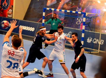 Enzo Peyrot-Mikkel Hansen et Samuel Honrubia-20160416-PSG-TOULOUSE