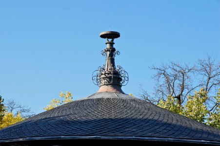 Epi faitage poste surveillants Jardin Luxembourg