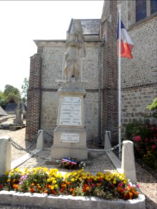 Envronville (Seine-Mar.) monument aux morts