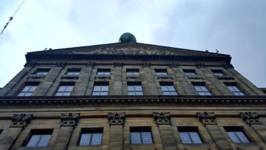 Erasmusprize 2015-back side of royal palace (2)