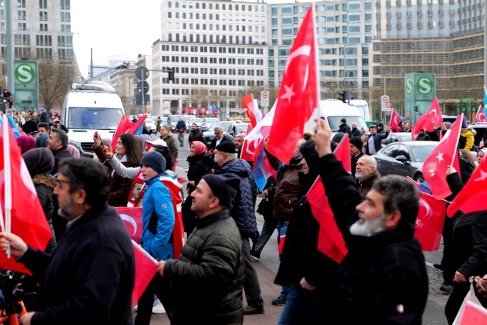 Erdogan at Erdogan support demonstration Berlin 2020-01-19 09