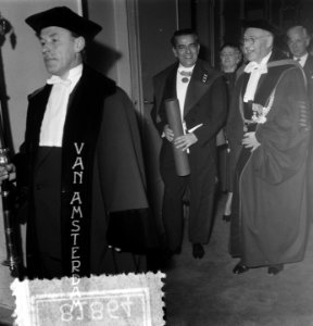 Eredoctoraat Eduard van Beinum receptie na erepromotie, Bestanddeelnr 908-1864
