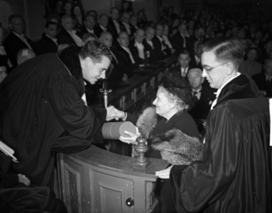 Eredoctoraat voor Maria Montessori van de Gemeentelijke Universiteit van Amsterd, Bestanddeelnr 904-1942
