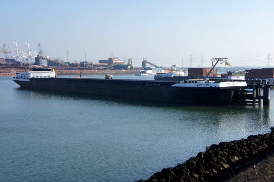 Eragon ENI 02329232, Hartelhaven, Port of Rotterdam, pic1