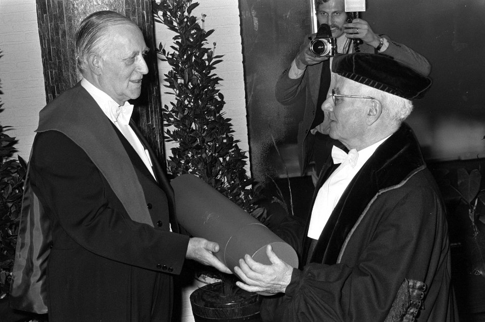 Ere-doctoraat voor H. J. Krauweel , directeur van de Jellinek-kliniek in Amsterd, Bestanddeelnr 926-1439
