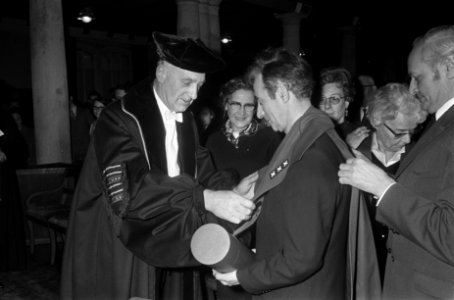 Ere-doctoraten uitgereikt Adamse Universiteit tijdens plechtige dies natalis. P, Bestanddeelnr 923-1373