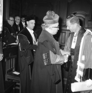 Ere-doctoraten aan de Universiteit te Leuven, prof. dr. Andre Lwoff (Nobelprijsw, Bestanddeelnr 918-7434