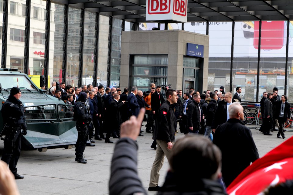 Erdogan at Erdogan support demonstration Berlin 2020-01-19 03