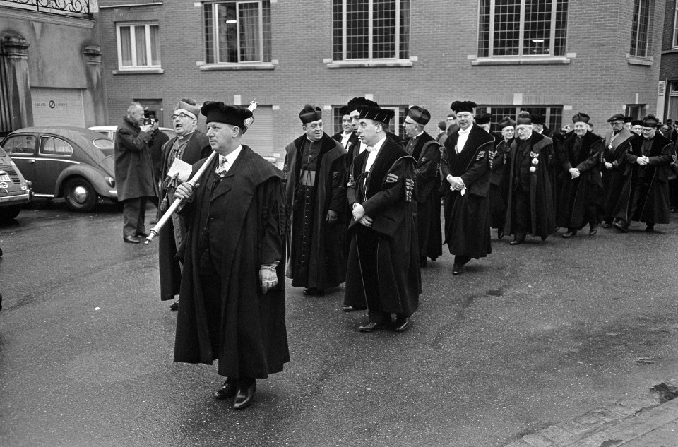 Ere-doctoraten in Leuven (Belgie), aankomst bij Universiteit, Bestanddeelnr 920-0383