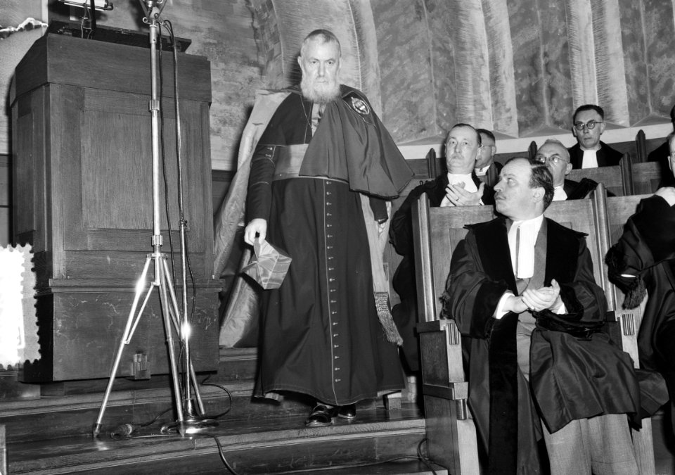 Eredoctoraat aan Kardinaal Tisserant Nijmegen, Bestanddeelnr 905-2084