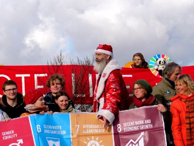 Ende Gelände November 2017 - Activists with Sustaina Claus 3
