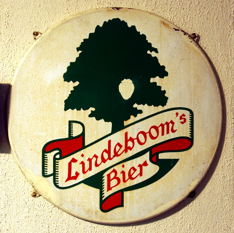 Enamel advertising sign, Lindeboom's Bier
