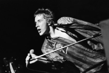 Engelse Punk Rockgroep de Sex Pistols in Paradiso, Bestanddeelnr 928-9661