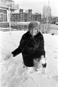Engelse zangeres Cilla Black hield persconferentie in Apollo hotel Amsterdam. Ci, Bestanddeelnr 923-2591