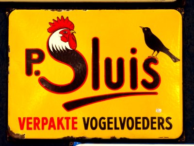 Enamel advert, P Sluis verpakte vogelvoeders photo