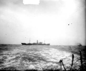 Engelse Ss. Radmar op zandplaat Hoek van Holland onscherp, Bestanddeelnr 904-9244