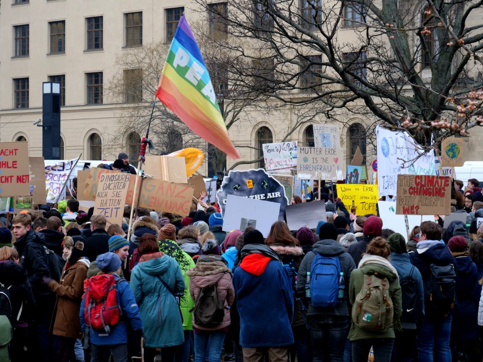 End of the FridaysForFuture Demonstration 25-01-2019 Berlin 04
