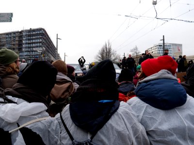 Ende Gelände blockade of the Invalidenstraße at the Sandkrugbrücke 17