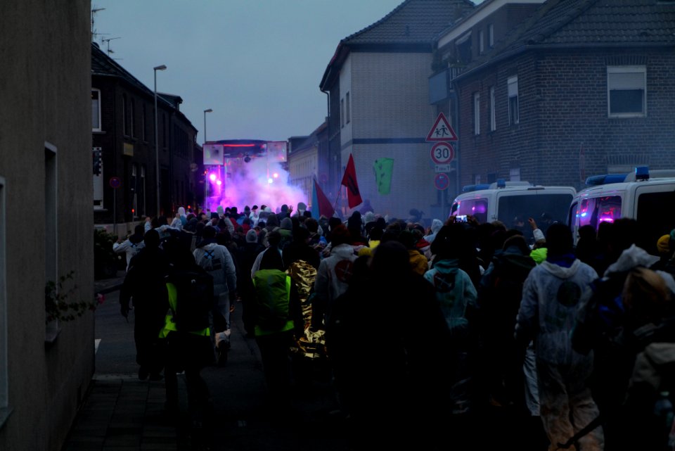 Ende Gelände AKK finger 2020-09-26 98