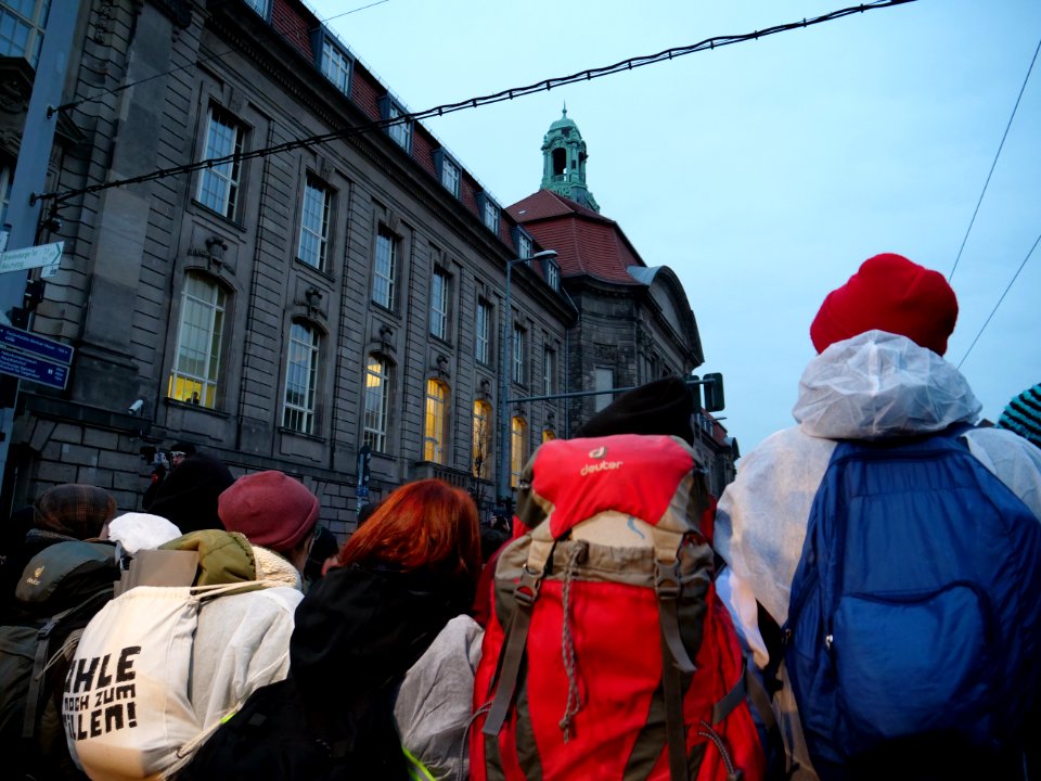 Ende Gelände blockade of the Invalidenstraße at the Sandkrugbrücke 29