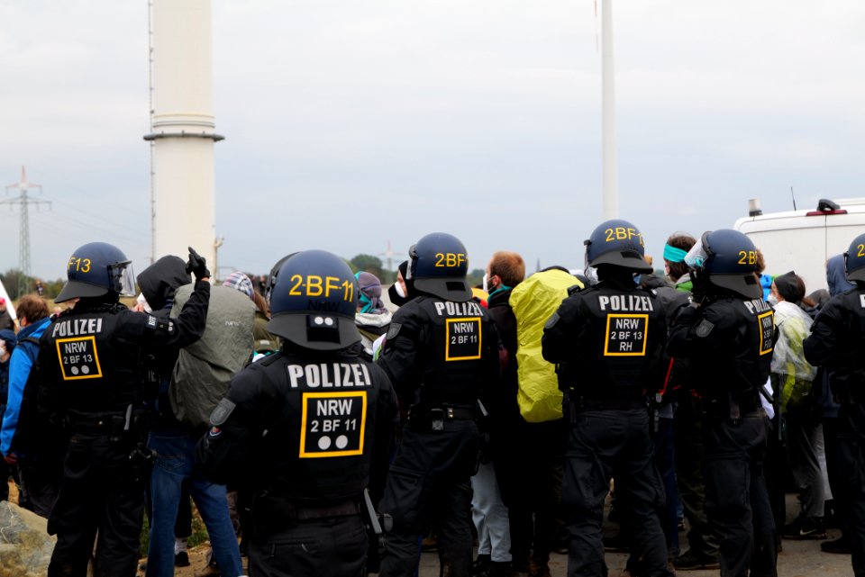 Ende Gelände AKK finger 2020-09-26 18