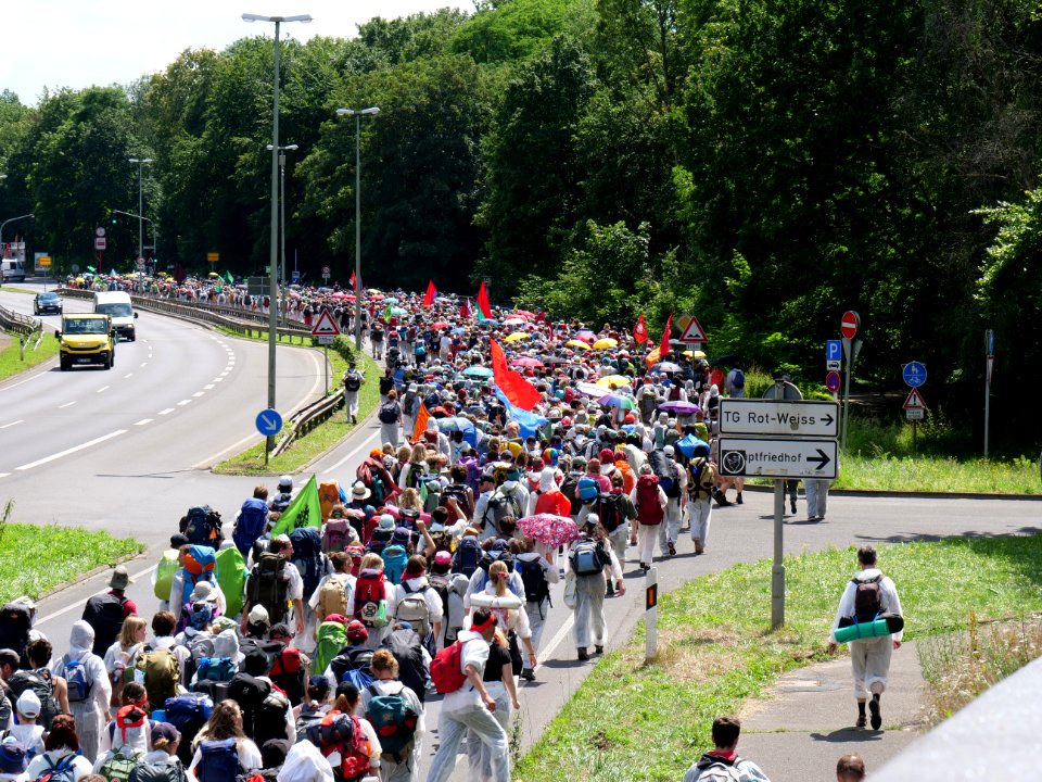Ende Gelände on the Kölnische Straße 21-06-2019 44