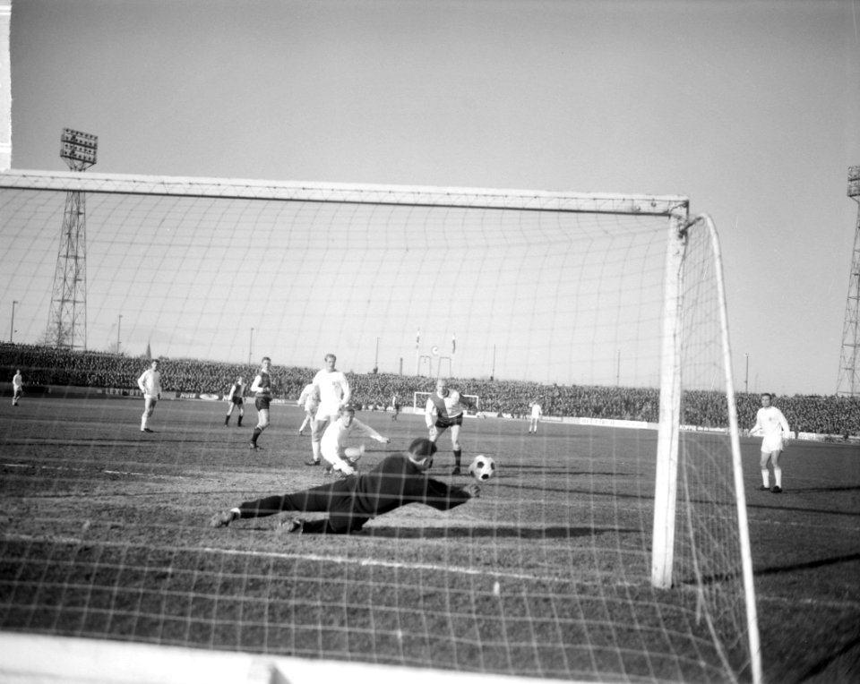 Enschede tegen Feyenoord 2-0, spelmoment, Bestanddeelnr 917-3912