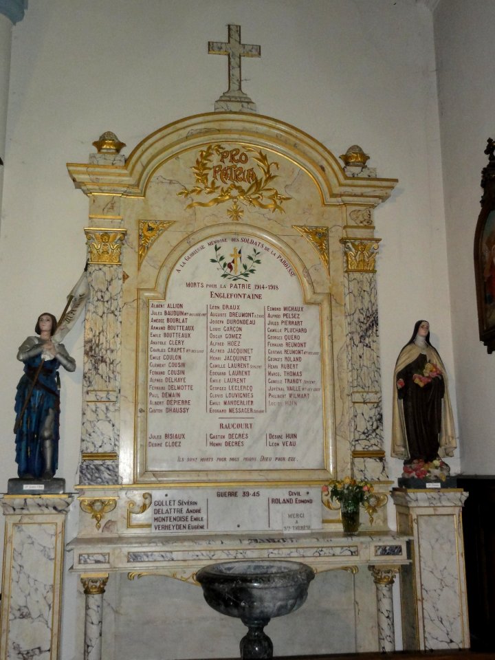Englefontaine (Nord, Fr) église, mon aux morts victimes militaires