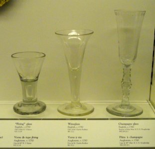 English glasses - Royal Ontario Museum - DSC09538