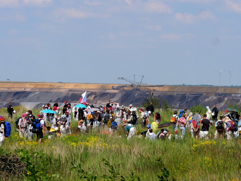 Ende Gelände part of the Red Finger at the brim 22-06-2019 40