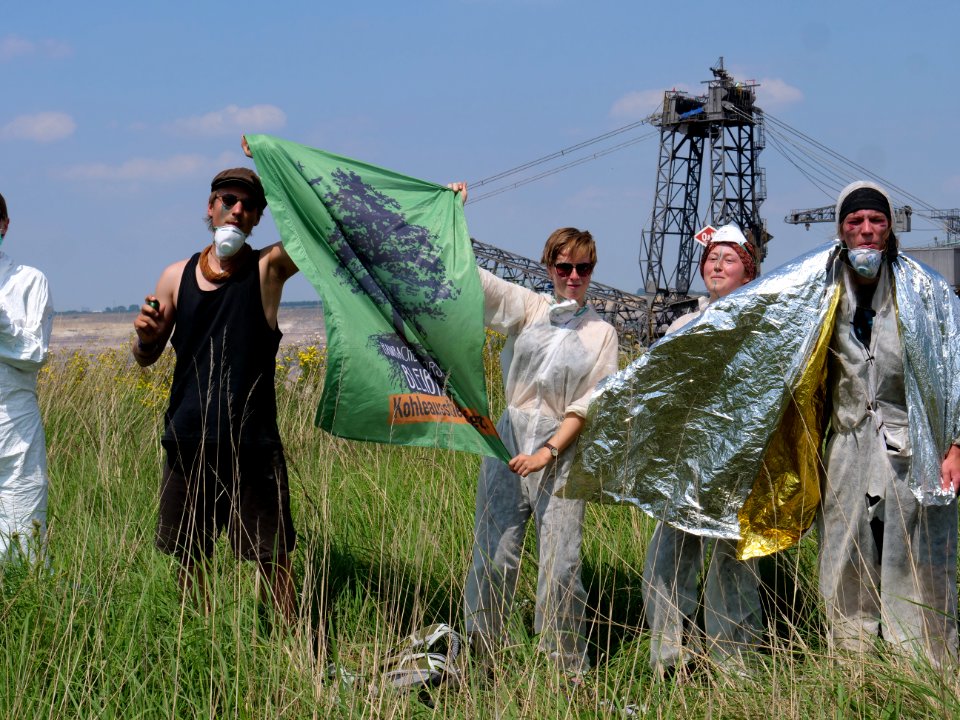 Ende Gelände part of the Red Finger at the brim 22-06-2019 23