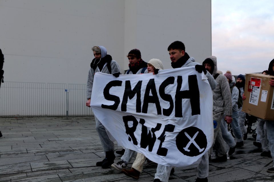 Ende Gelände protest during German government decision about the coal power usage at the chancellery 2020-01-29 30