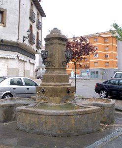 Etxarri-Aranatz - Fuente 1